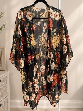 Umgee Black Floral Kimono
